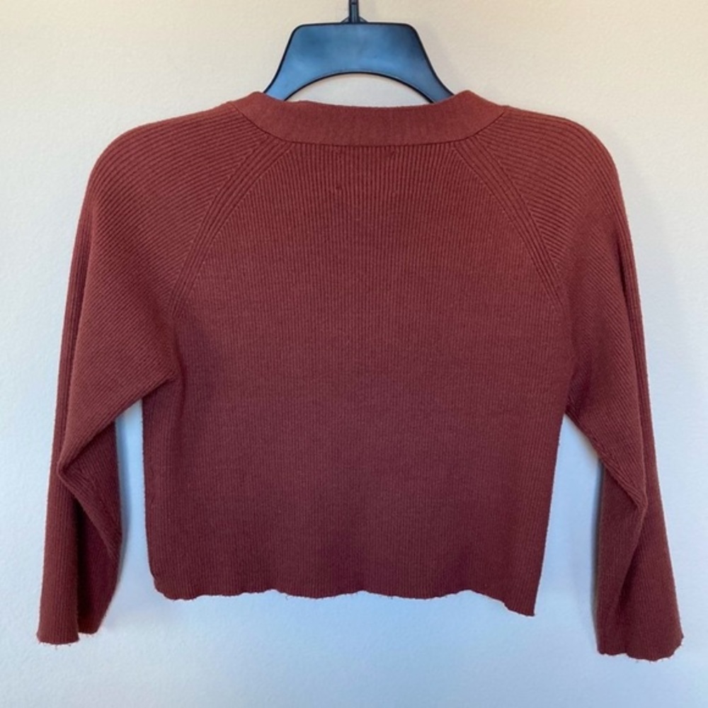 Zara Cropped Sweater - Picture 3 of 3